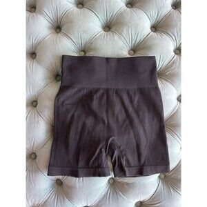 OQQ Ribbed biker shorts womens size medium M